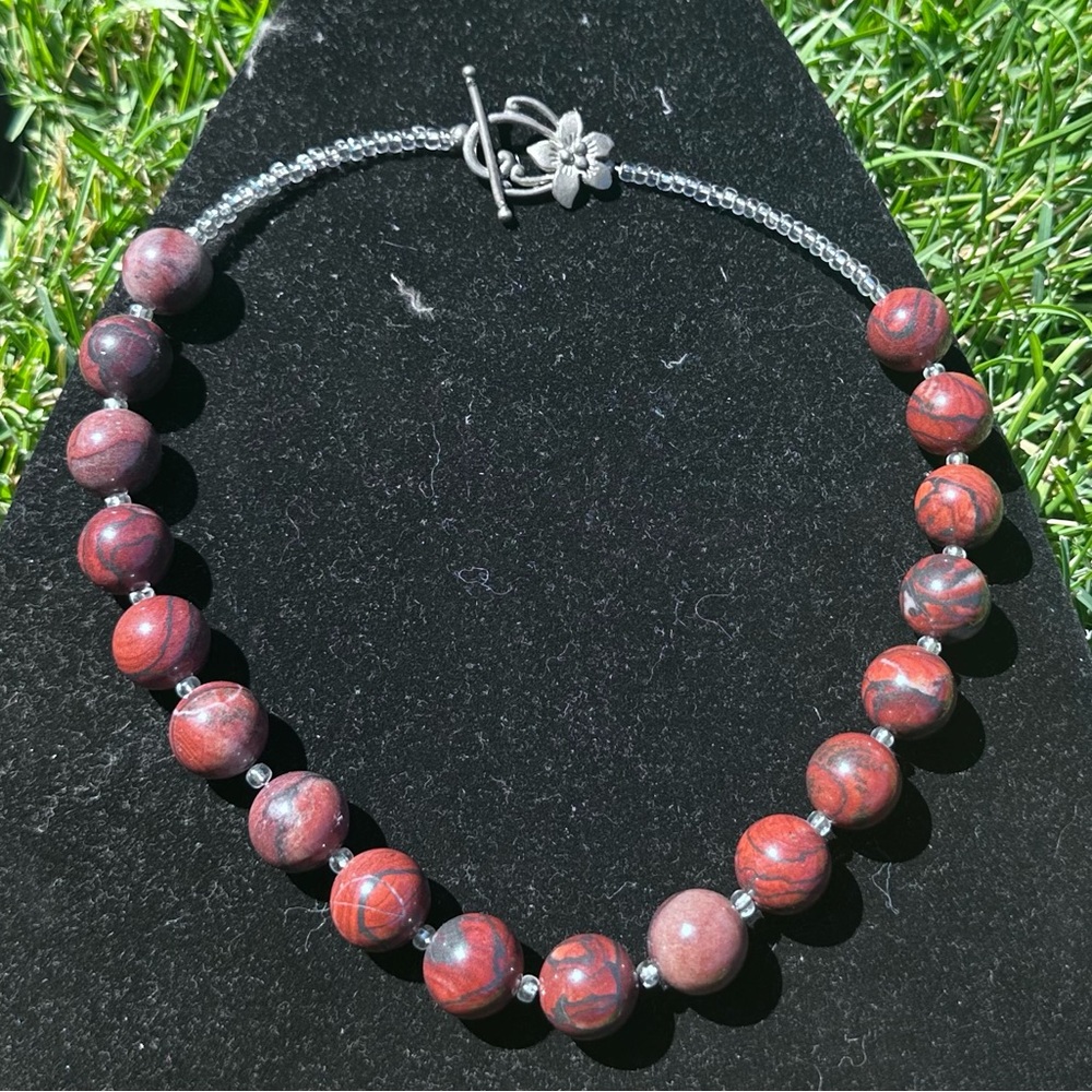 Elegant Red Beaded Necklace